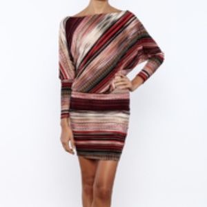 Veronica M Medium Long Sleeve Dress